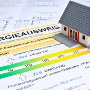 Haus steht auf Energieausweis
