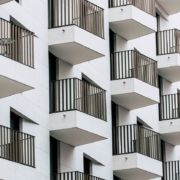Balkon zur Hälfte oder einem Viertel als Wohnfläche