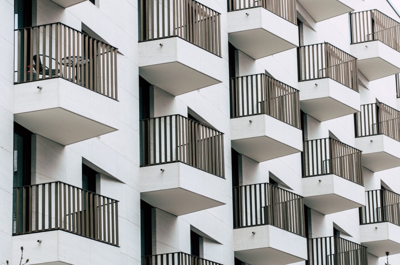 Balkon zur Hälfte oder einem Viertel als Wohnfläche